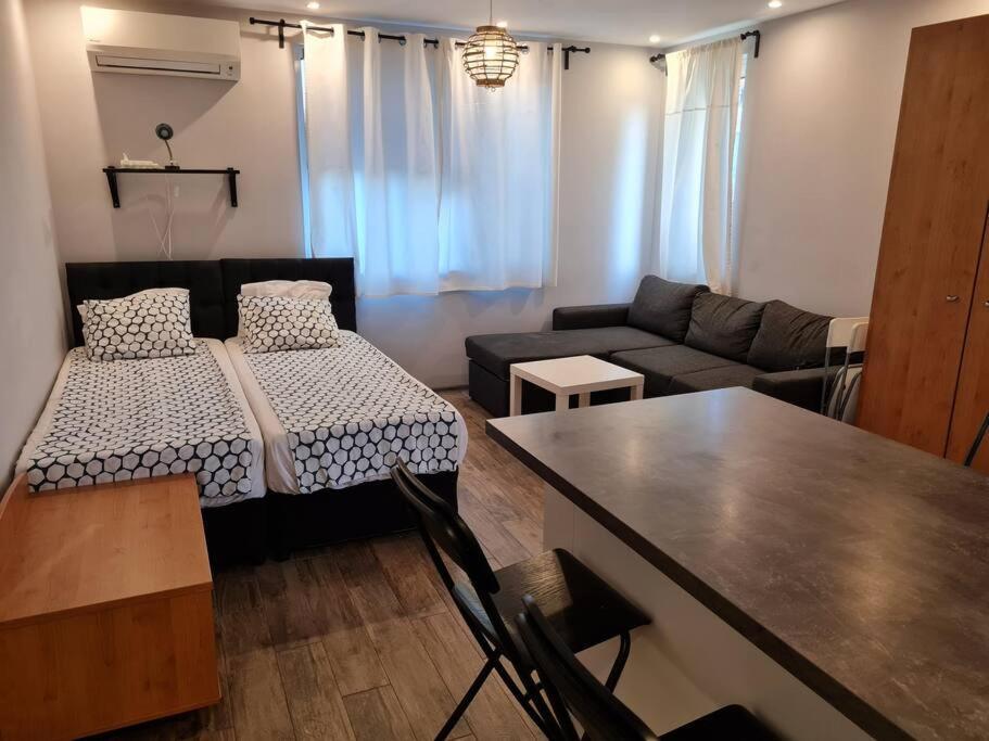 Studio Slavyanska Varna Ngoại thất bức ảnh