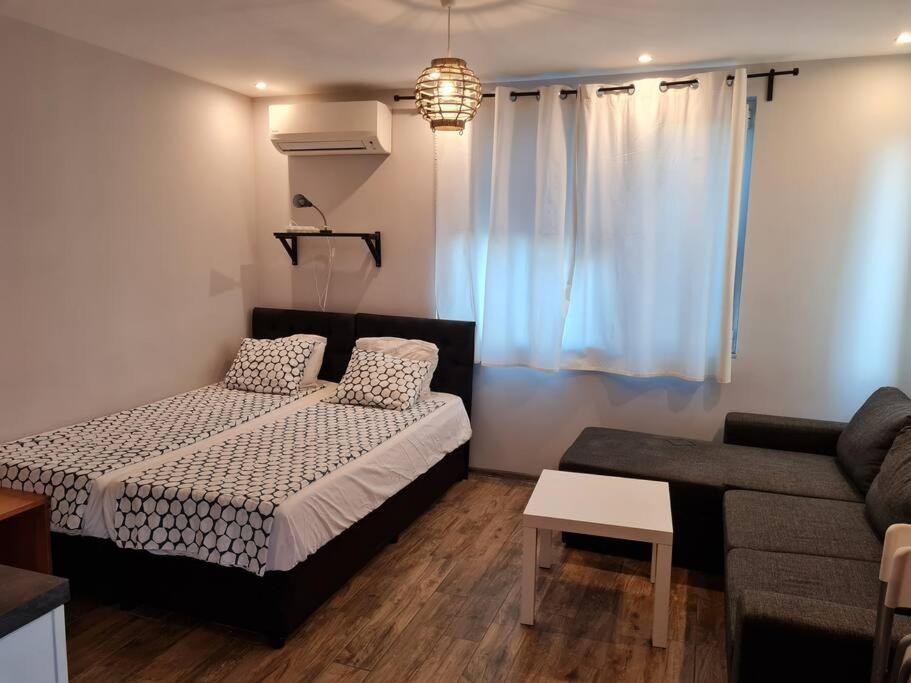 Studio Slavyanska Varna Ngoại thất bức ảnh